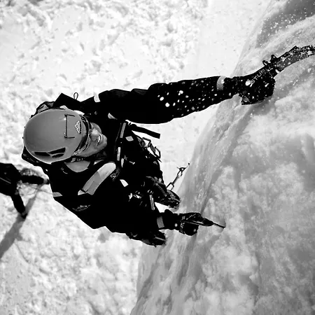 Hitchcock Stubai Apartman