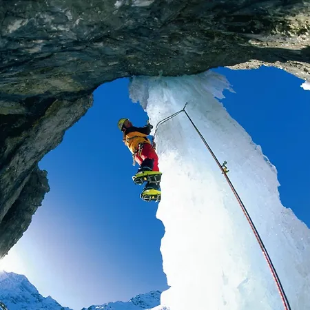 Hitchcock Stubai Apartman