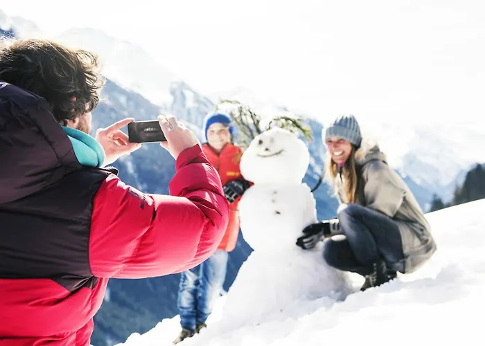 Hitchcock Stubai * نيوستيف ام ستوبيتا
